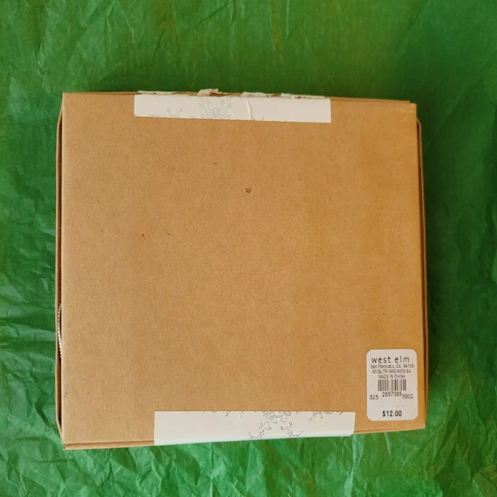 West Elm Kraft & Glitter Snowflake Ornaments (4) in Nested Box ~ VGUC